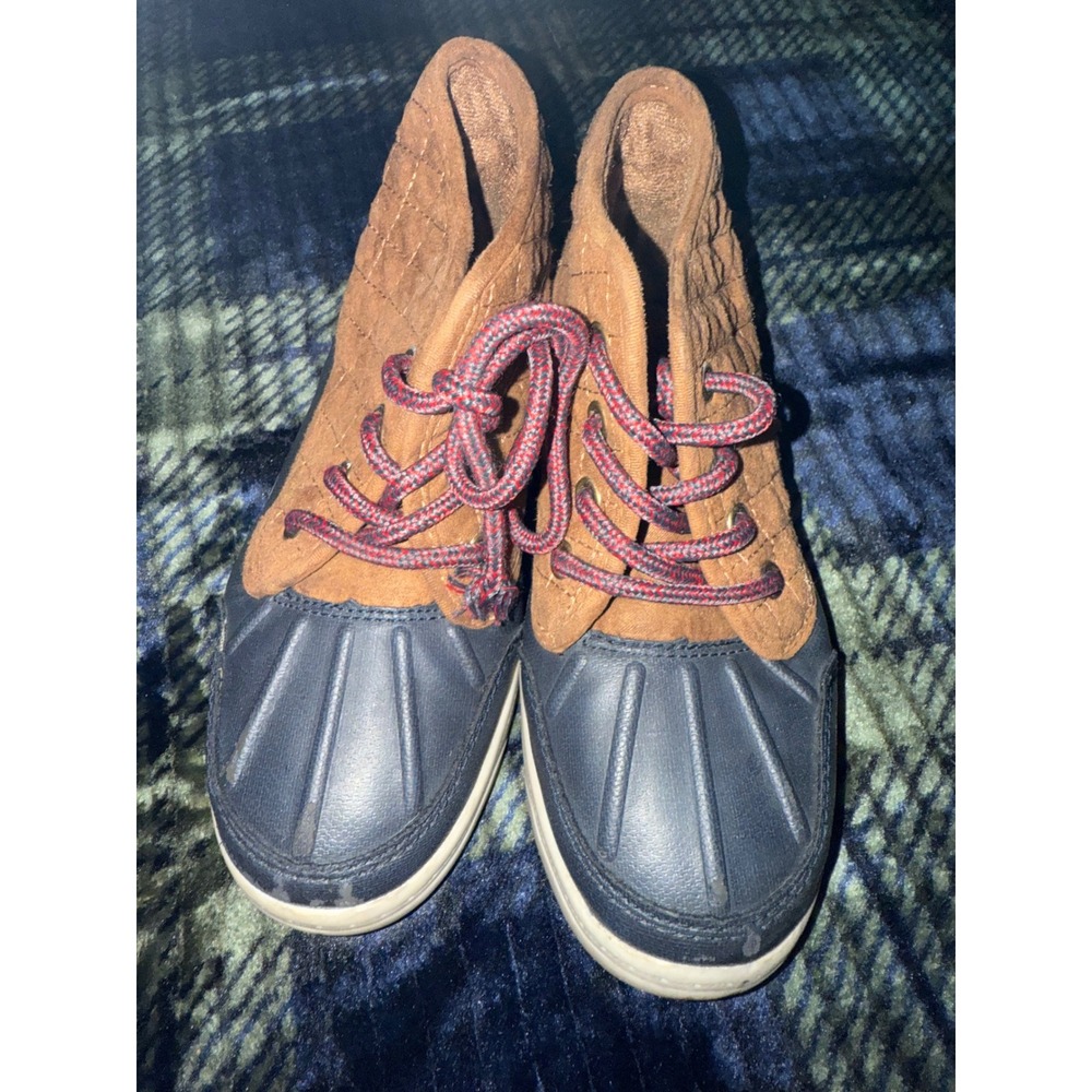 OshKosh B'gosh Kids Quilted Duck Boots Brown Navy Lace Up kids size 12
